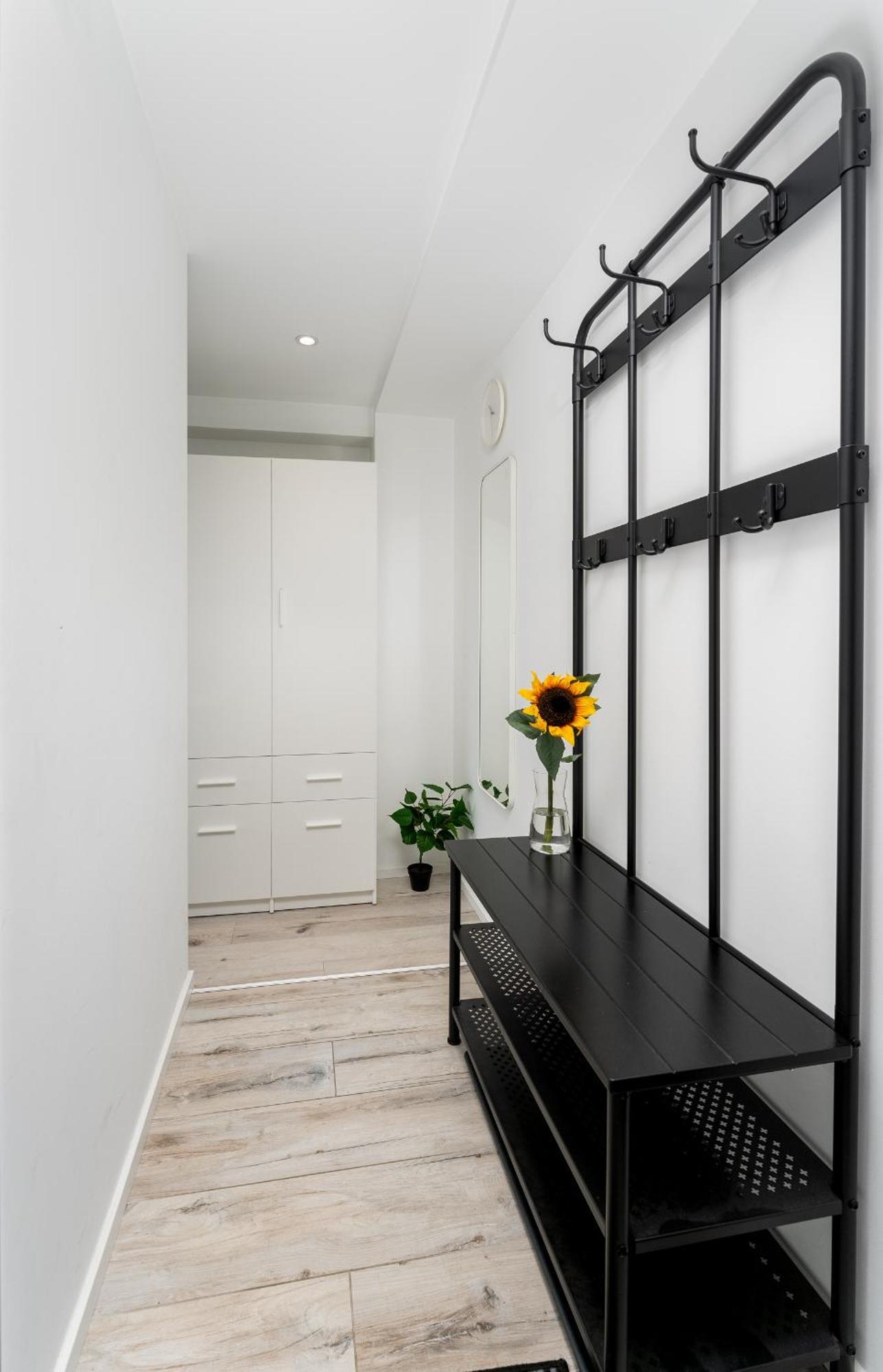 Czarnowiejska Mini Studio With Loggia Krakow Bagian luar foto